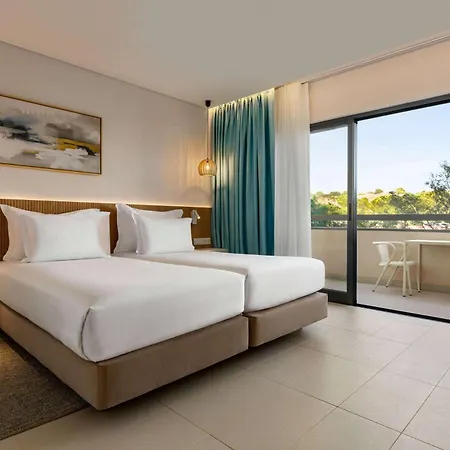 Wyndham Residences (adults Only) אלבור