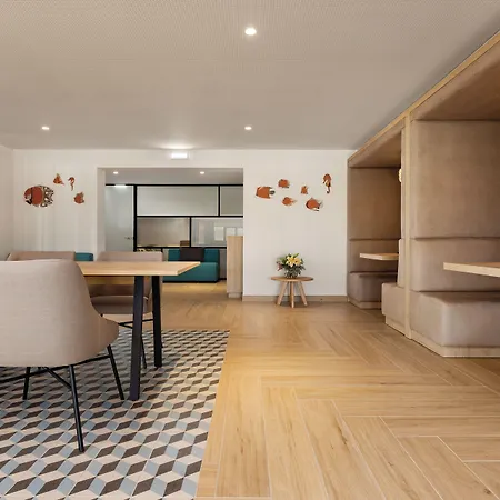 מלון Wyndham Residences (adults Only) 4*