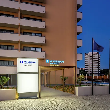 Wyndham Residences (adults Only) מלון אלבור