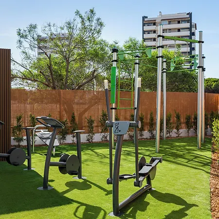 Wyndham Residences (adults Only) מלון