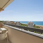 Wyndham Residences (adults Only) אלבור
